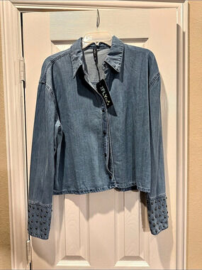 2FLY CO Denim Studded Sleeve Button Down Size Large XL NWT